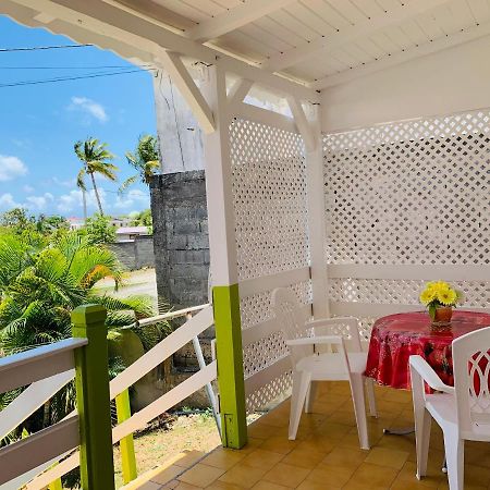 Gites Tresor Sainte-Anne  Bagian luar foto