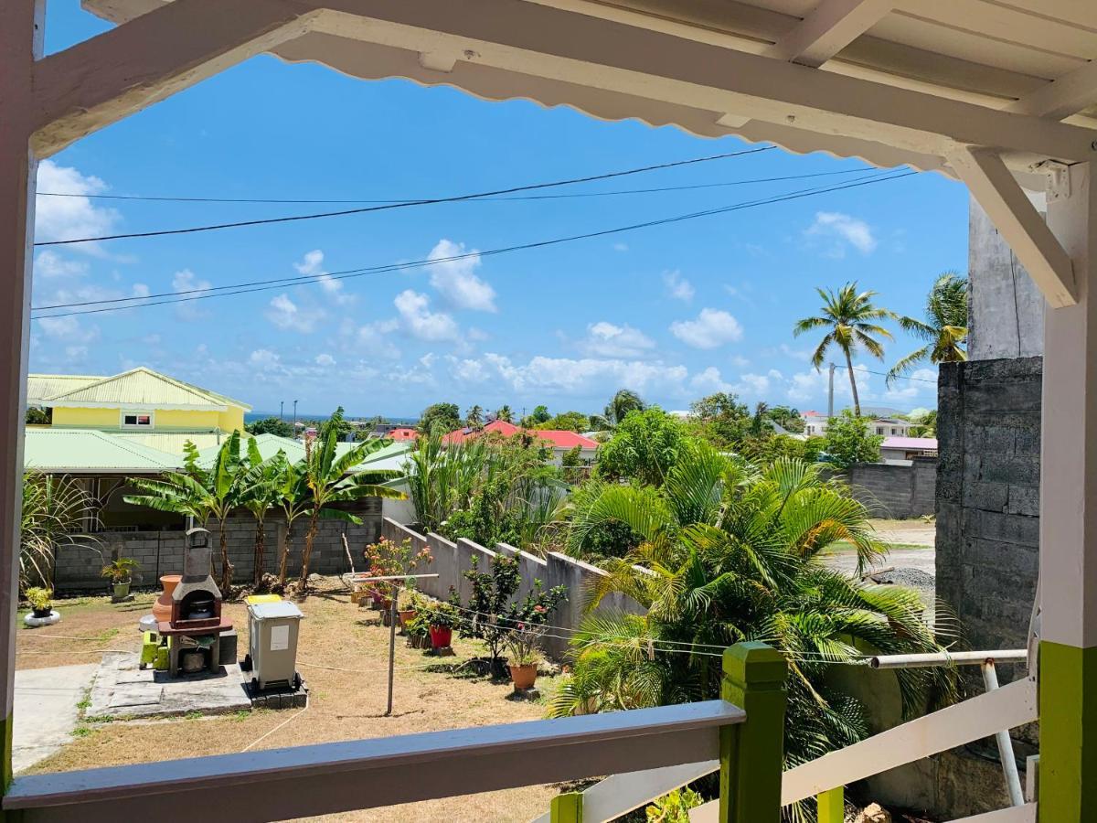 Gites Tresor Sainte-Anne  Bagian luar foto